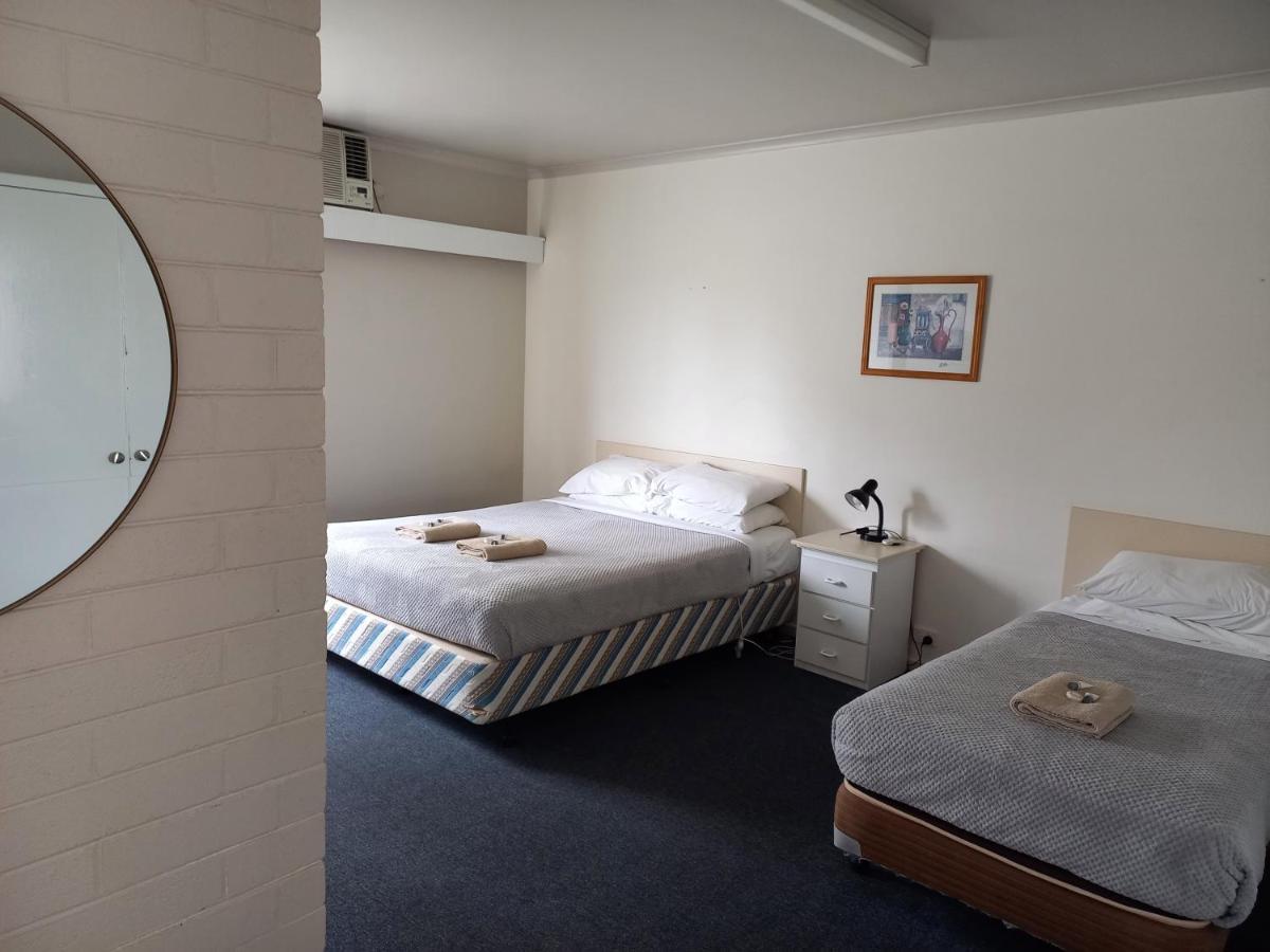 Heyfield Motel And Apartments Lakes Entrance Kültér fotó