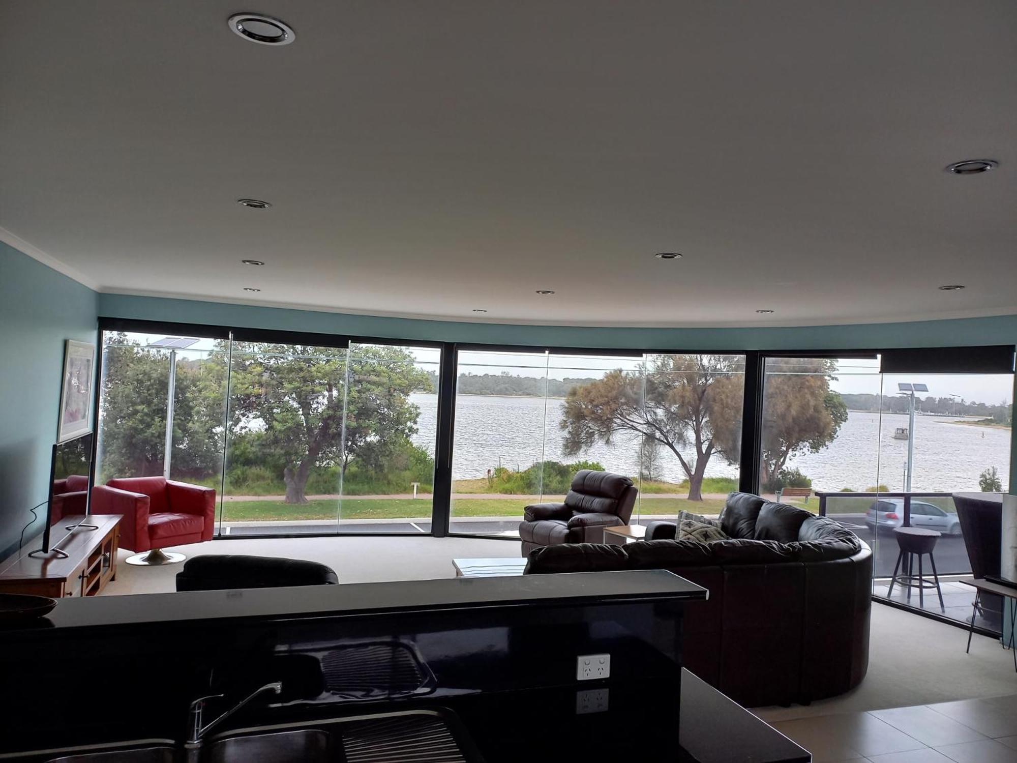 Heyfield Motel And Apartments Lakes Entrance Szoba fotó