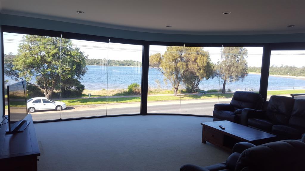 Heyfield Motel And Apartments Lakes Entrance Kültér fotó