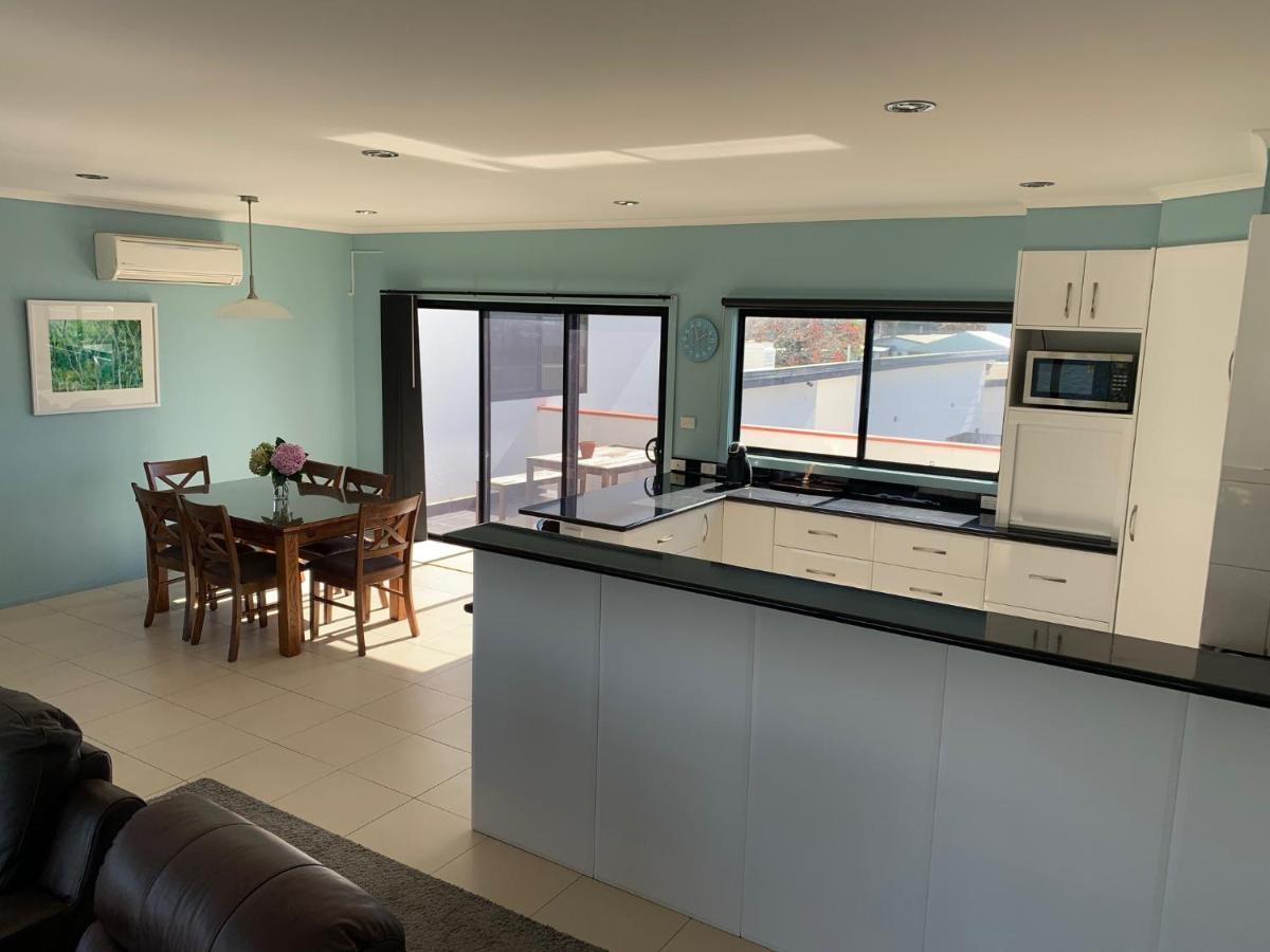 Heyfield Motel And Apartments Lakes Entrance Kültér fotó